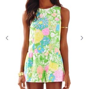 Lilly pulitzer romper. NWT size 00